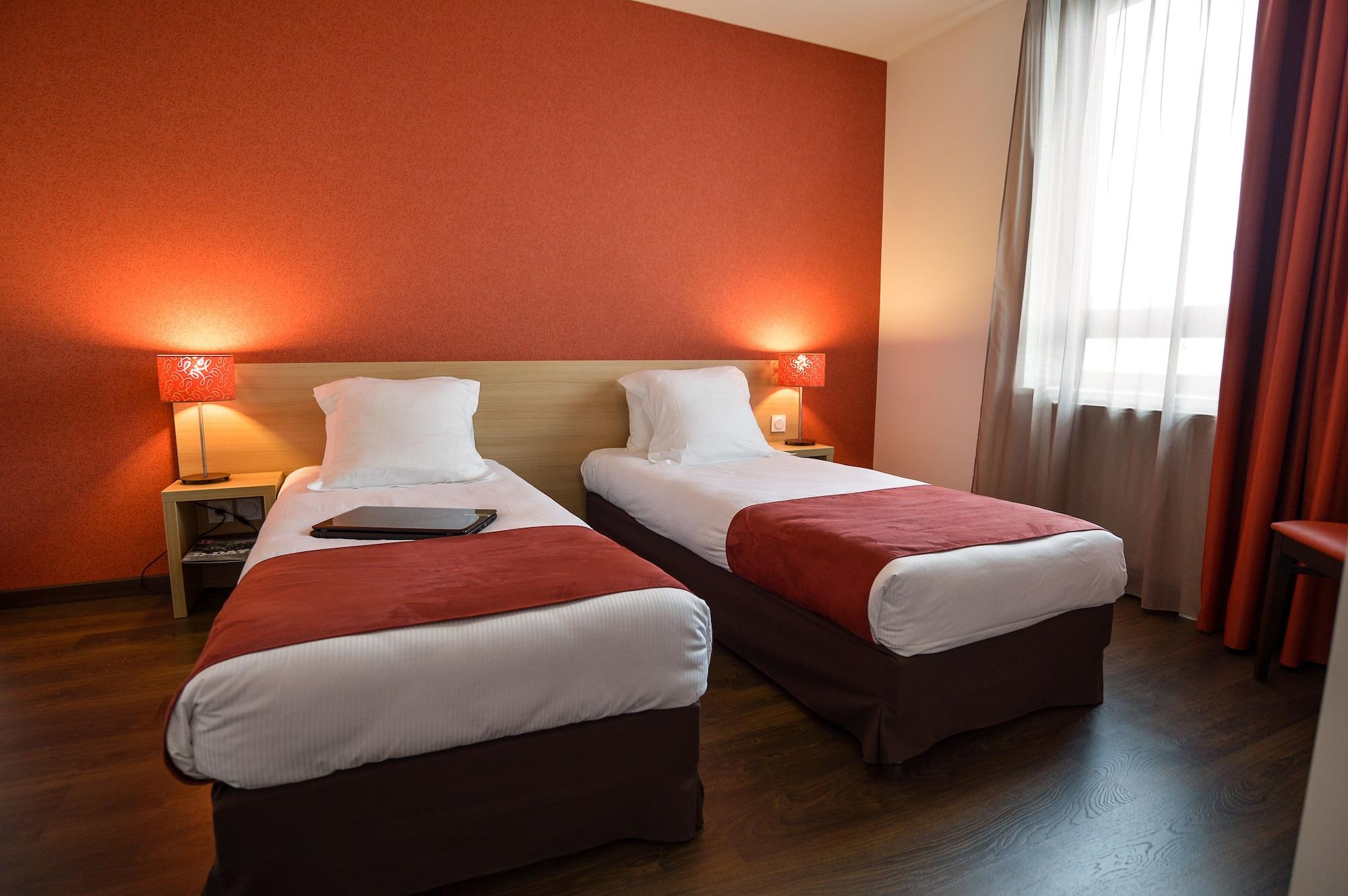 Apparthotel Privilodges Carre De Jaude Clermont-Ferrand Bagian luar foto