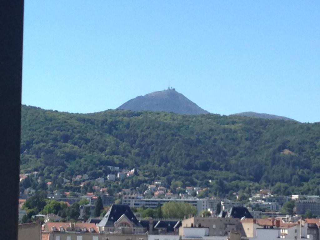 Apparthotel Privilodges Carre De Jaude Clermont-Ferrand Bagian luar foto